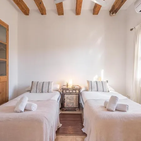 Holiday home Dalt Vila Campos
