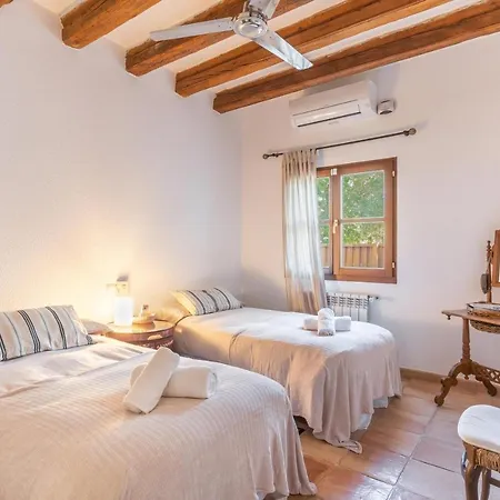 Dalt Vila Campos Ferienhaus *
